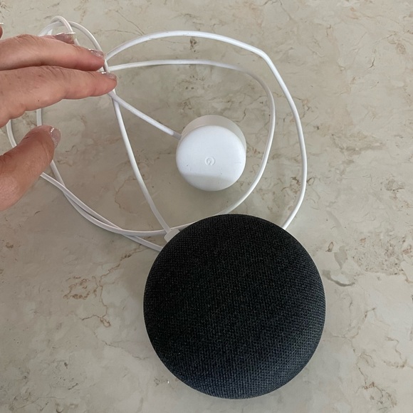 Google home mini - Picture 1 of 4